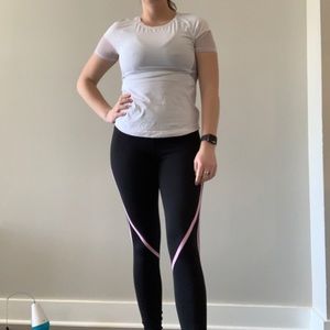 Short Sleeve Lululemon tank with mesh